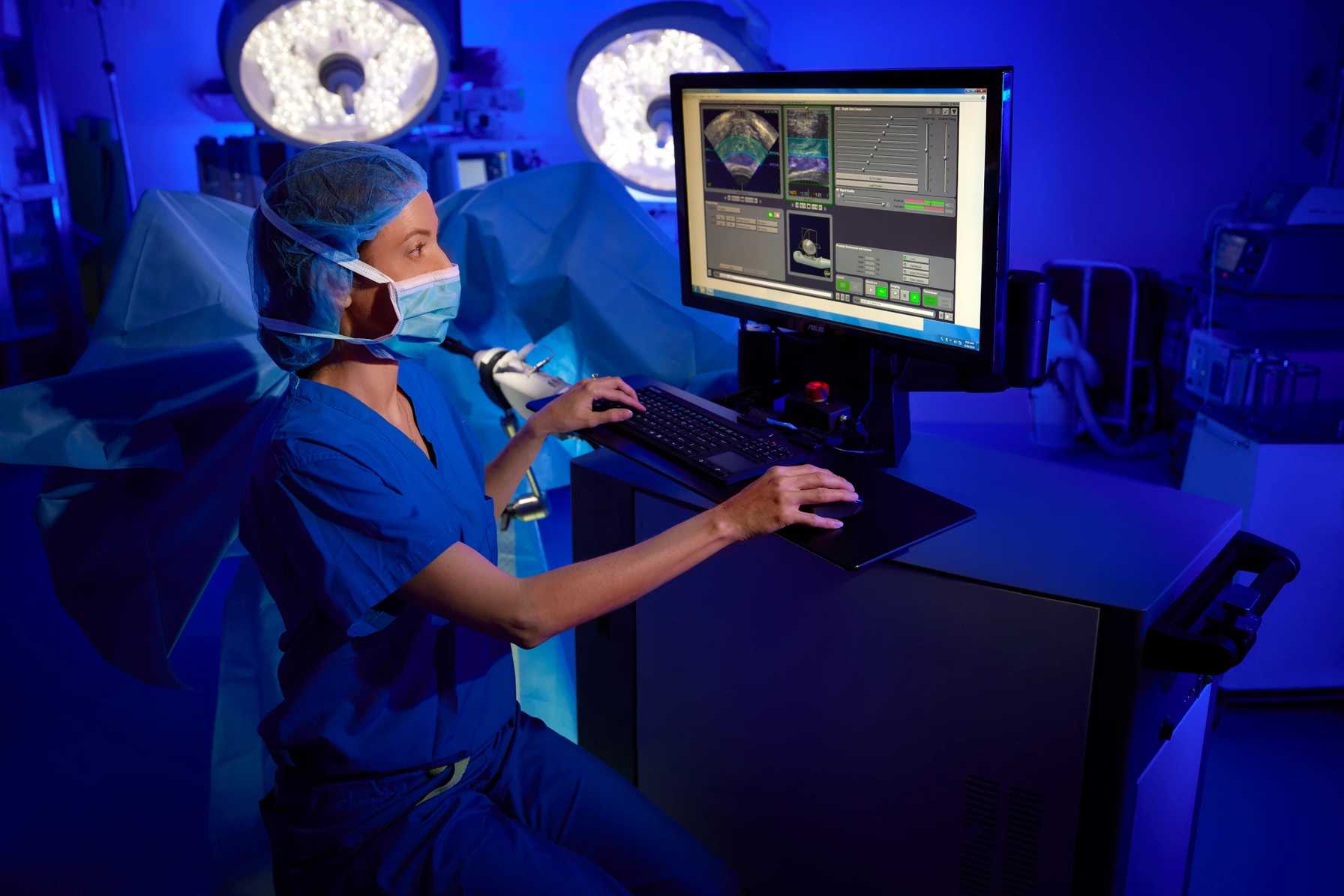 Kara L. Watts, MD, Wins 2026 Gold Cystoscope Award from the American Urological Association